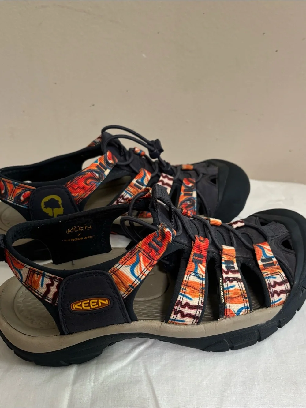 Keen Newport H2 x Outdoor Afro Sandal Groovy Orange/Navy Womens 7